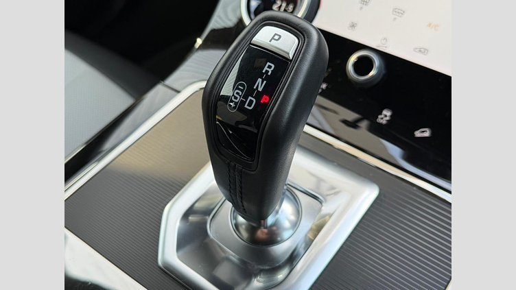 2023 認定中古車 Land Rover Range Rover Evoque オストゥーニパールホワイト P250 AWD（オートマチック） R-DYNAMIC S