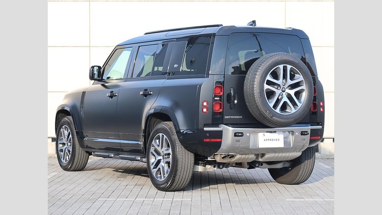 2023 認定中古車 Land Rover Defender 110 サントリーニブラック D300 AWD（AT） S
