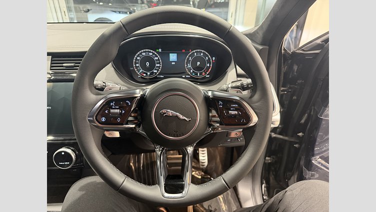 2024 認定中古車 Jaguar E-Pace サントリーニブラック P250（ガソリン） R-DYNAMIC HSE