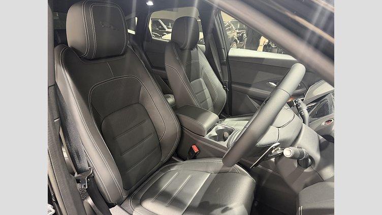 2024 認定中古車 Jaguar E-Pace サントリーニブラック P250（ガソリン） R-DYNAMIC HSE