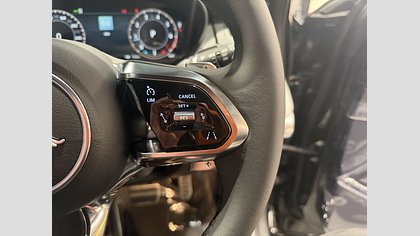 E-Pace 14