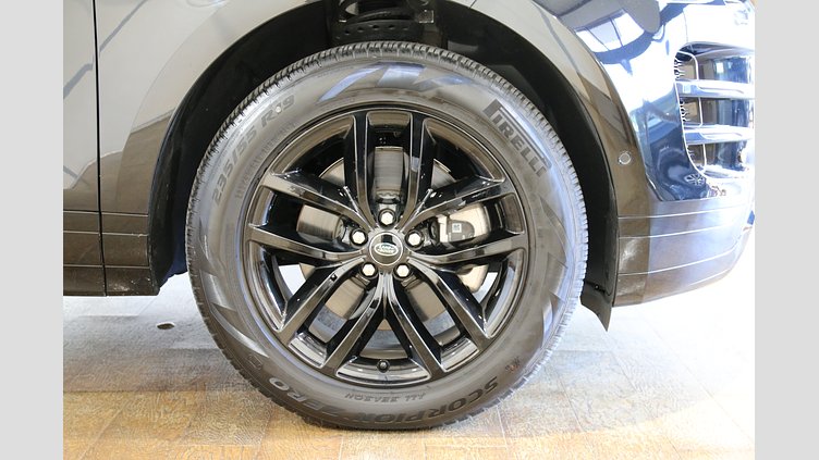 2025 認定中古車 Land Rover Range Rover Evoque サントリーニブラック D200マイルドハイブリッド（ディーゼル） Standard Wheelbase DYNAMIC SE