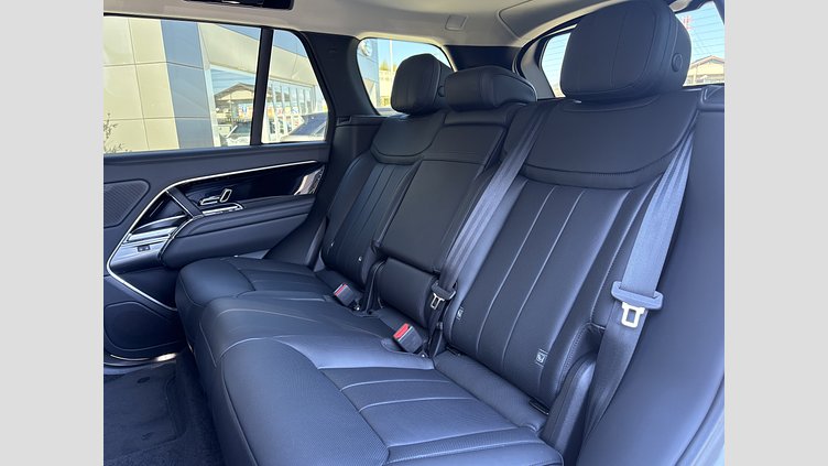 2025 認定中古車 Land Rover Range Rover バトゥミゴールド P530 AWD（AT） スタンダードホイールベース HSE