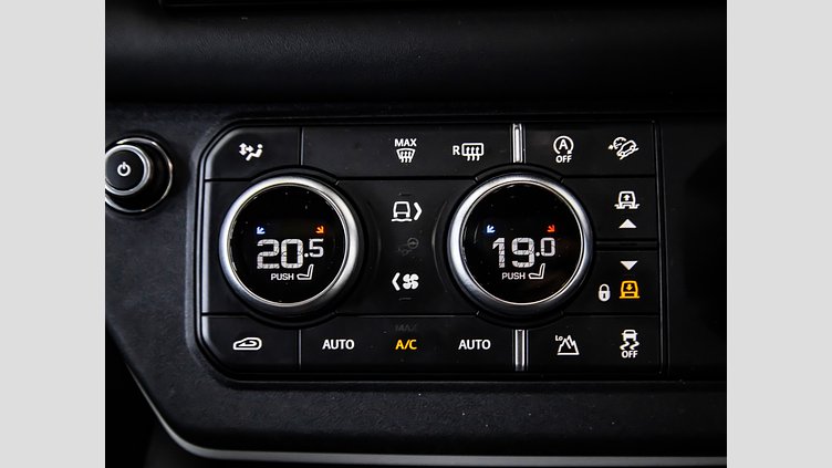 2023 Approved Land Rover Defender 110 Pangea Green AWD D300 HSE X-Dynamic