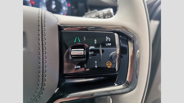 2024 認定中古車 Land Rover Range Rover Evoque フジホワイト P250（ガソリン） スタンダードホイールベース DYNAMIC HSE