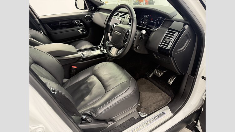 2021 認定中古車 Land Rover Range Rover フジホワイト 3.0リッターV6 258PS ディーゼル WESTMINSTER BLACK