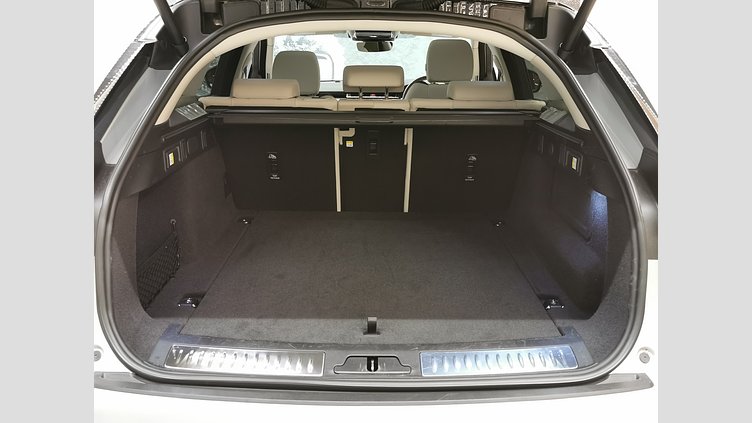 2023 認定中古車 Land Rover Range Rover Velar ハクバシルバー D200 AWD（オートマチック） MHEV R-DYNAMIC S