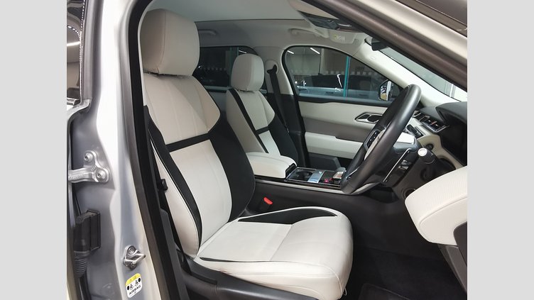 2023 認定中古車 Land Rover Range Rover Velar ハクバシルバー D200 AWD（オートマチック） MHEV R-DYNAMIC S