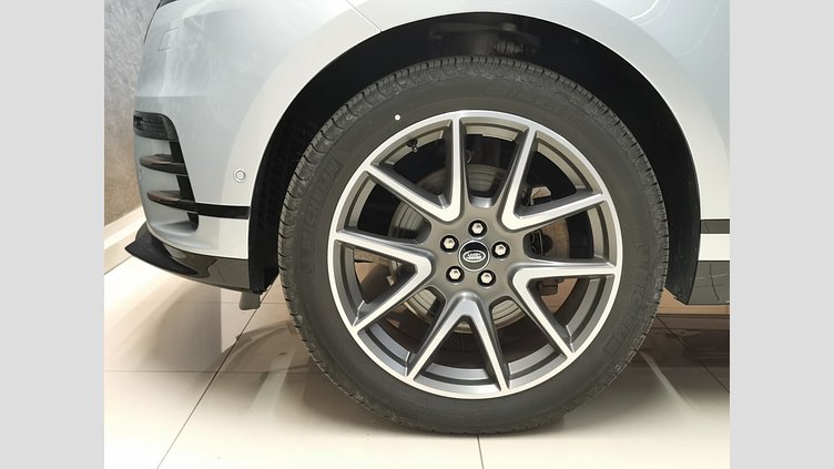 2023 認定中古車 Land Rover Range Rover Velar ハクバシルバー D200 AWD（オートマチック） MHEV R-DYNAMIC S