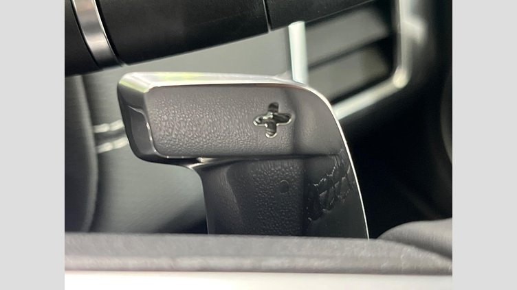 2024 認定中古車 Land Rover Discovery アイガーグレイ D350マイルドハイブリッド（ディーゼル） Dynamic HSE