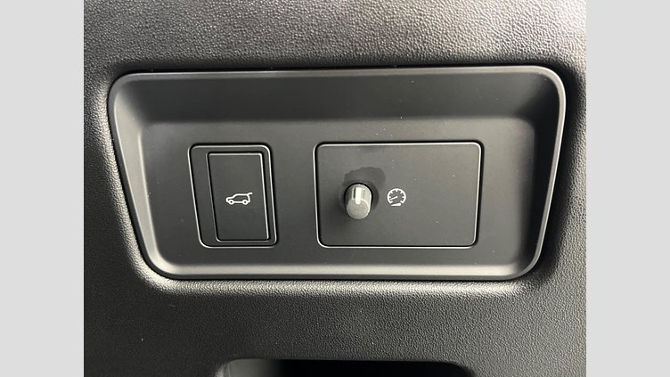 2024 認定中古車 Land Rover Discovery アイガーグレイ D350マイルドハイブリッド（ディーゼル） Dynamic HSE