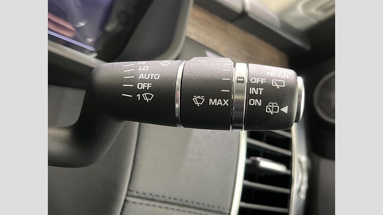 2018 認定中古車 Land Rover Discovery Fuji White 3.0 V6 Dsl Mono Turbo Std Flow HSE