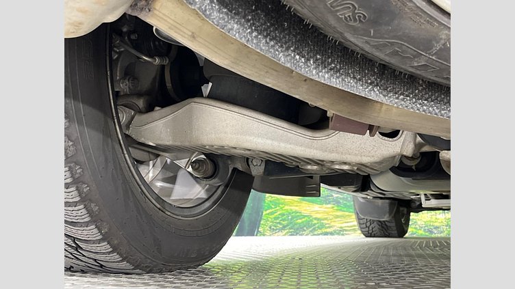 2018 認定中古車 Land Rover Discovery Fuji White 3.0 V6 Dsl Mono Turbo Std Flow HSE