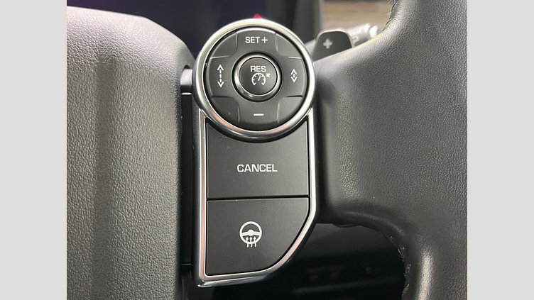 2018 認定中古車 Land Rover Discovery Fuji White 3.0 V6 Dsl Mono Turbo Std Flow HSE