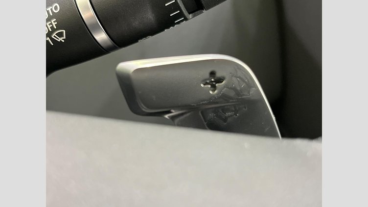 2023 認定中古車 Land Rover Range Rover Evoque フジホワイト D200マイルドハイブリッド（ディーゼル） スタンダードホイールベース S