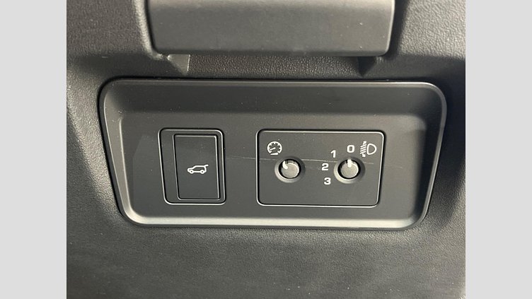 2023 認定中古車 Land Rover Range Rover Evoque フジホワイト D200マイルドハイブリッド（ディーゼル） スタンダードホイールベース S