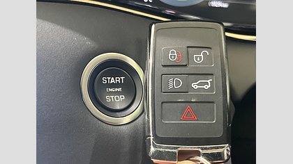 Range Rover Evoque 60