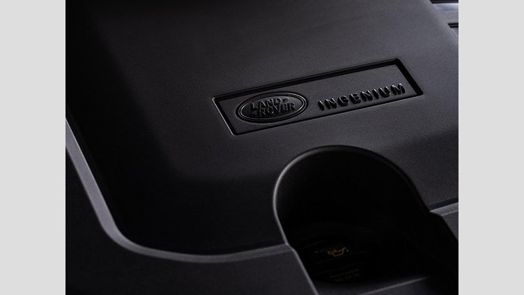 2023 認定中古車 Land Rover Range Rover Sport フジホワイト 3.0リッター6気筒300PSターボチャージドディーゼルMHEV（オートマチック） DYNAMIC HSE