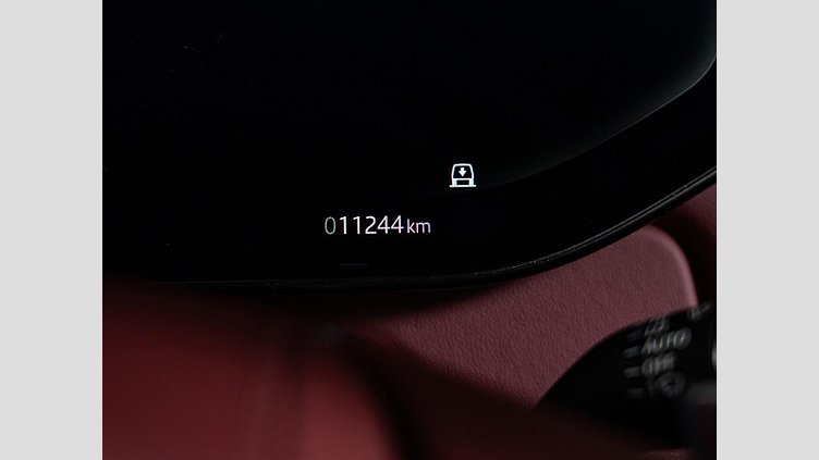 2023 認定中古車 Land Rover Range Rover Sport フジホワイト 3.0リッター6気筒300PSターボチャージドディーゼルMHEV（オートマチック） DYNAMIC HSE