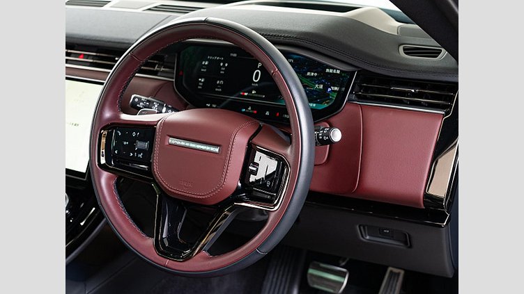 2023 認定中古車 Land Rover Range Rover Sport フジホワイト 3.0リッター6気筒300PSターボチャージドディーゼルMHEV（オートマチック） DYNAMIC HSE