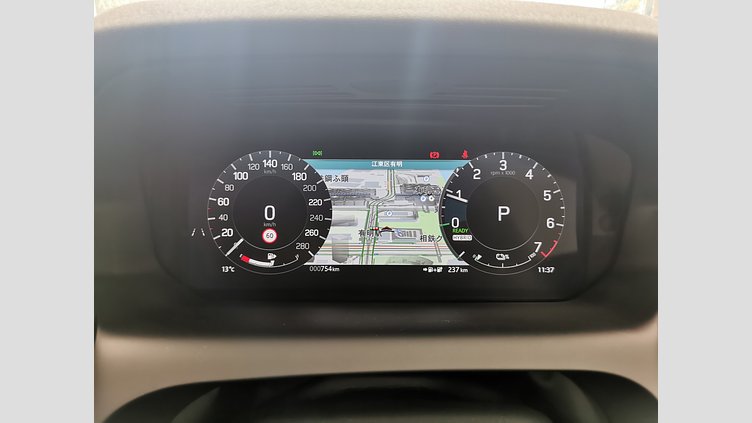 2024 認定中古車 Land Rover Discovery Sport サントリーニブラック プラグインハイブリッド（ガソリン） 標準ホイール Dynamic HSE