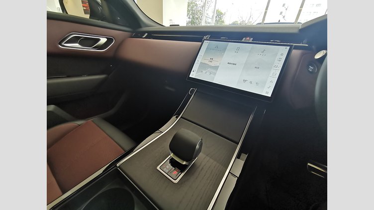 2024 認定中古車 Land Rover Range Rover Velar ザダルグレイ P400eプラグインハイブリッド（ガソリン） スタンダードホイールベース Dynamic HSE