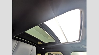 Range Rover Velar 18