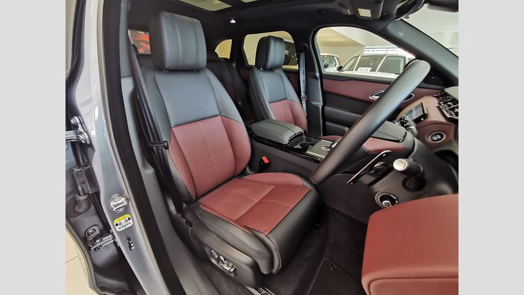 2024 認定中古車 Land Rover Range Rover Velar ザダルグレイ P400eプラグインハイブリッド（ガソリン） スタンダードホイールベース Dynamic HSE