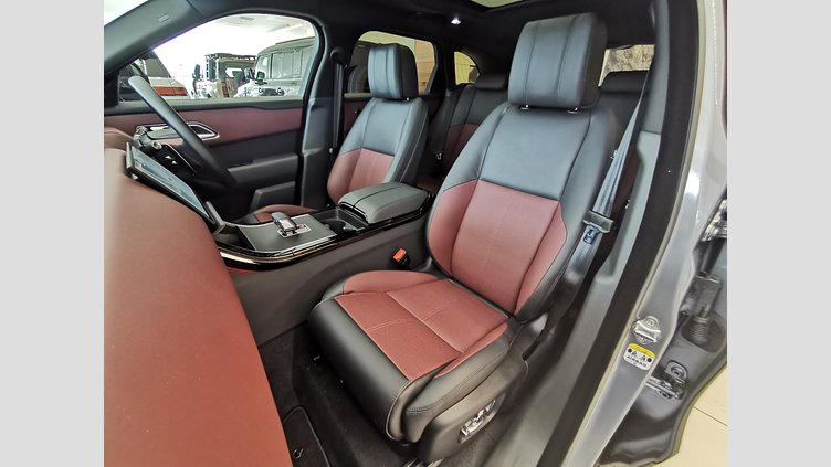 2024 認定中古車 Land Rover Range Rover Velar ザダルグレイ P400eプラグインハイブリッド（ガソリン） スタンダードホイールベース Dynamic HSE