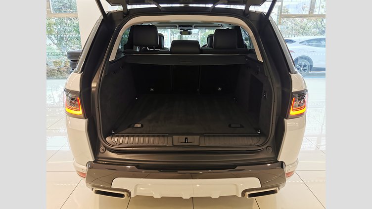 2021 認定中古車 Land Rover Range Rover Sport ユーロンホワイト INGENIUM 3.0L 6気筒ディーゼル MHEV 300PS HSE DYNAMIC