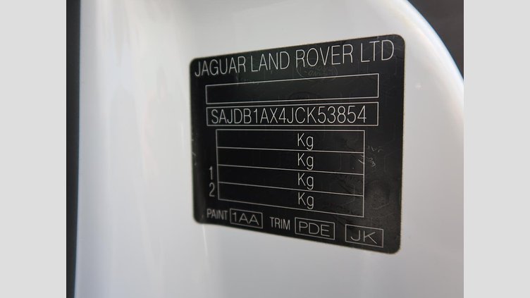 2017 認定中古車 Jaguar F-Type Fuji White 300PS クーペ