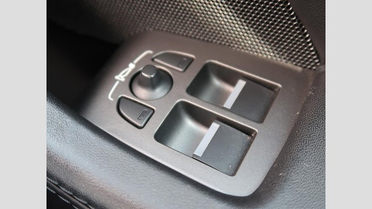 2017 認定中古車 Jaguar F-Type Fuji White 300PS クーペ