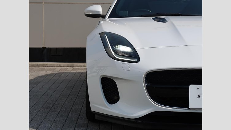 2017 認定中古車 Jaguar F-Type Fuji White 300PS クーペ