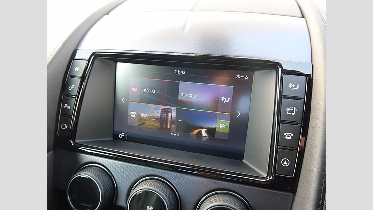 2017 認定中古車 Jaguar F-Type Fuji White 300PS クーペ