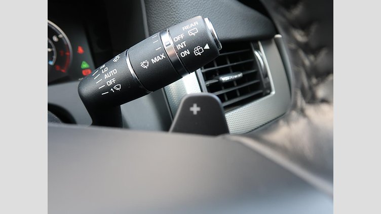 2017 認定中古車 Jaguar XF Indus Silver 250PS スポーツブレイク プレステージ