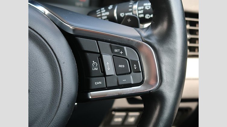 2017 認定中古車 Jaguar XF Indus Silver 250PS スポーツブレイク プレステージ