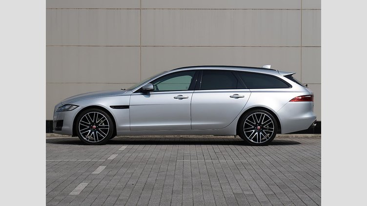 2017 認定中古車 Jaguar XF Indus Silver 250PS スポーツブレイク プレステージ