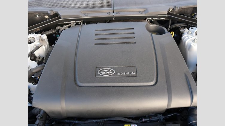 2022 認定中古車 Land Rover Defender 90 フジホワイト P300 AWD（AT） SE