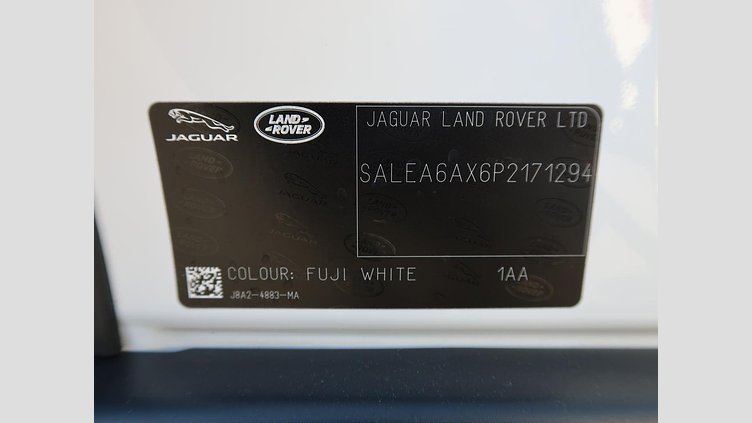 2022 認定中古車 Land Rover Defender 90 フジホワイト P300 AWD（AT） SE