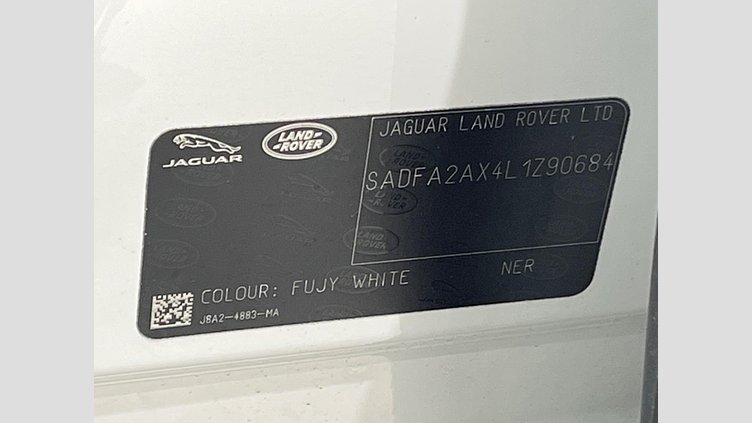 2019 認定中古車 Jaguar E-Pace フジホワイト P200 オートマチック全輪駆動 S