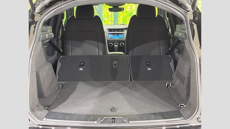 2018 認定中古車 Jaguar E-Pace サントリーニブラック D180 オートマチック全輪駆動 R-DYNAMIC