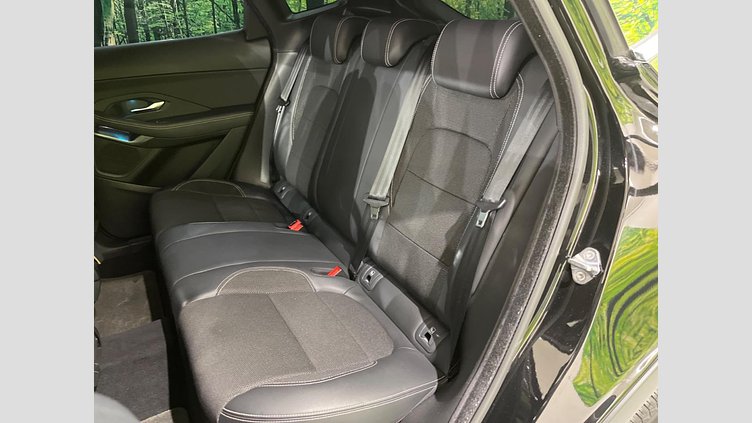 2018 認定中古車 Jaguar E-Pace サントリーニブラック D180 オートマチック全輪駆動 R-DYNAMIC