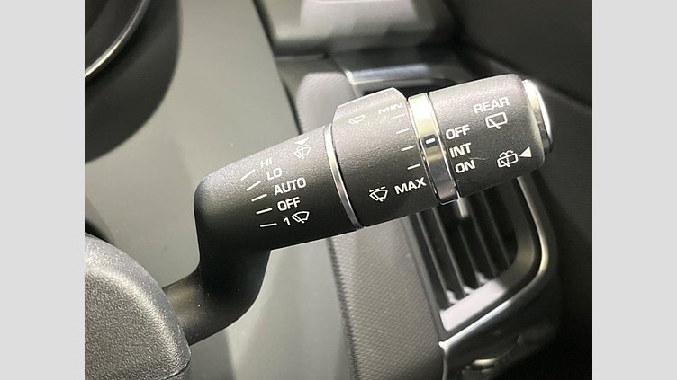 2018 認定中古車 Jaguar E-Pace サントリーニブラック D180 オートマチック全輪駆動 R-DYNAMIC