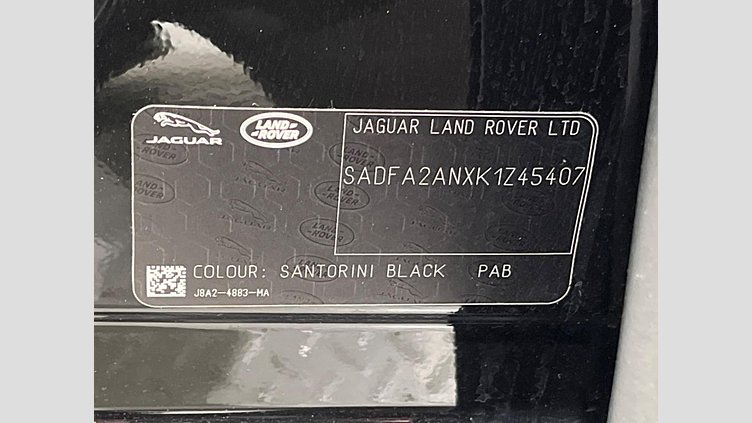 2018 認定中古車 Jaguar E-Pace サントリーニブラック D180 オートマチック全輪駆動 R-DYNAMIC