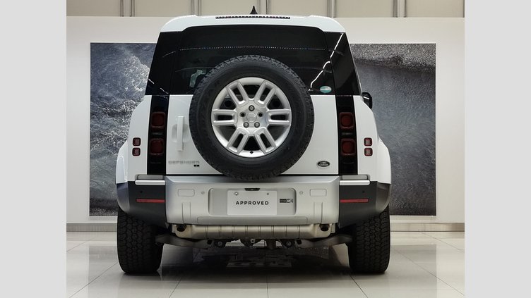 2020 認定中古車 Land Rover Defender 110 Fuji White 2.0 litre i4P Petrol スタートアップエディション