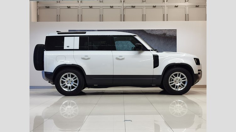 2020 認定中古車 Land Rover Defender 110 Fuji White 2.0 litre i4P Petrol スタートアップエディション