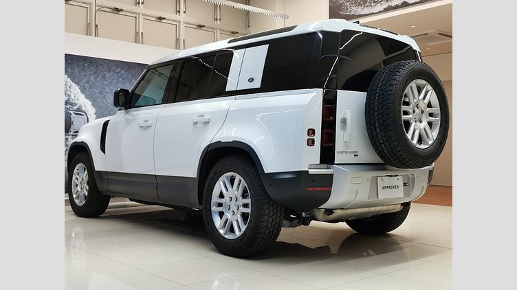 2020 認定中古車 Land Rover Defender 110 Fuji White 2.0 litre i4P Petrol スタートアップエディション