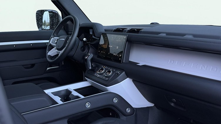 2024 Approved Land Rover Defender 110 Fuji White D300 Diesel MHEV X-Dynamic SE