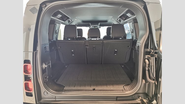 2023 認定中古車 Land Rover Defender 110 Santorini Black D300 AWD（AT） X-DYNAMIC SE