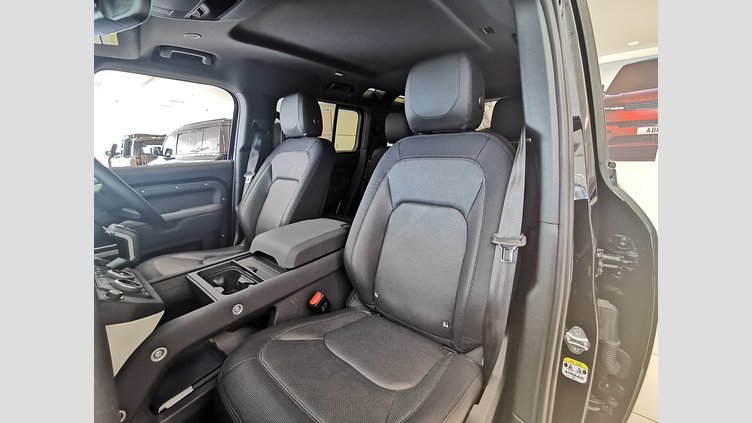 2023 認定中古車 Land Rover Defender 110 Santorini Black D300 AWD（AT） X-DYNAMIC SE